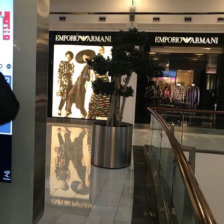fendi ıstanbul ıstinye resimleri